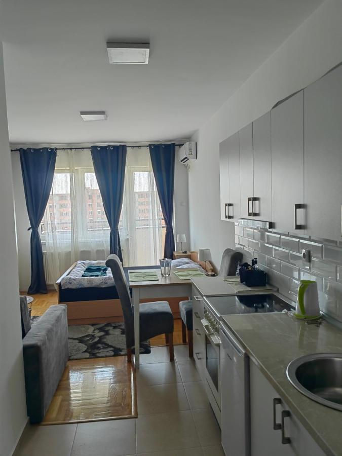 Road Warriors Apartment Subotica Eksteriør billede